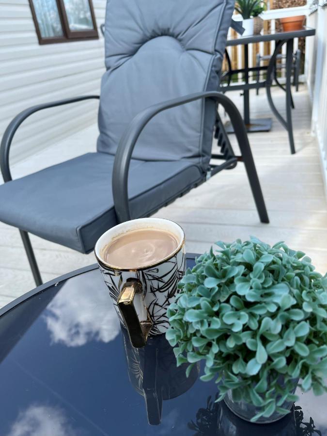 Norfolk Caravan Staycation Pet Friendly Belton with Browston Exterior foto